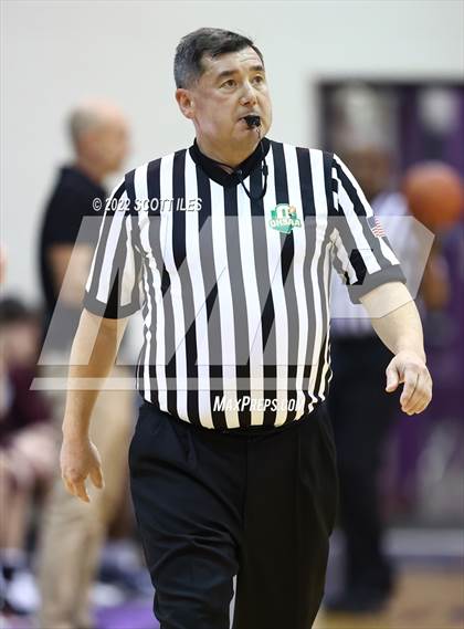 Thumbnail 2 in Columbus Academy vs. Harvest Prep (OHSAA D3 District Semifinal) photogallery.
