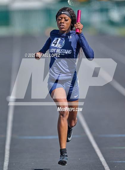 Thumbnail 3 in Lamar CISD Relays (4x200M) photogallery.