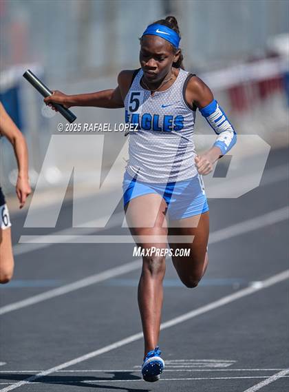 Thumbnail 1 in Lamar CISD Relays (4x200M) photogallery.
