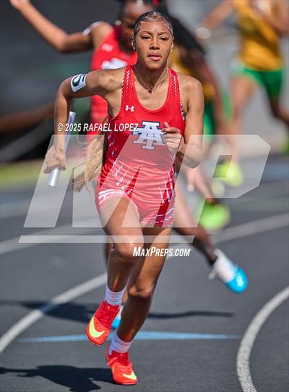 Thumbnail 3 in Lamar CISD Relays (4x200M) photogallery.