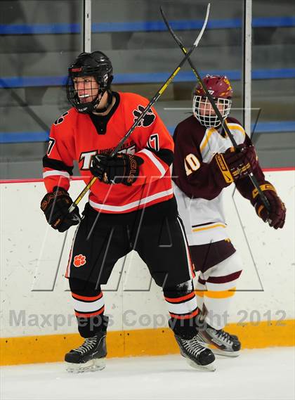 Thumbnail 1 in Ridgefield vs. South Windsor photogallery.