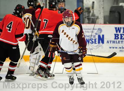 Thumbnail 1 in Ridgefield vs. South Windsor photogallery.