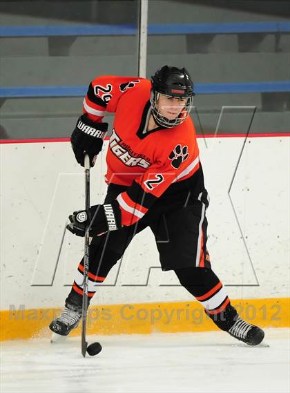 Thumbnail 3 in Ridgefield vs. South Windsor photogallery.