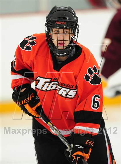 Thumbnail 1 in Ridgefield vs. South Windsor photogallery.