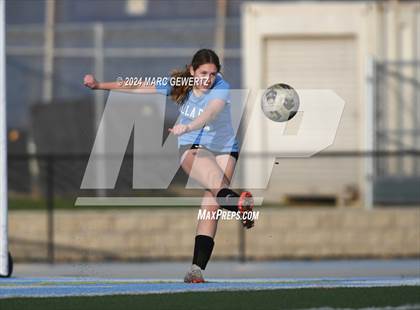 Thumbnail 1 in Yorba Linda @ Villa Park photogallery.