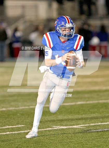 Thumbnail 1 in Pope John Paul II @ Memphis University (TSSAA D2 Class AAA Quarterfinal) photogallery.