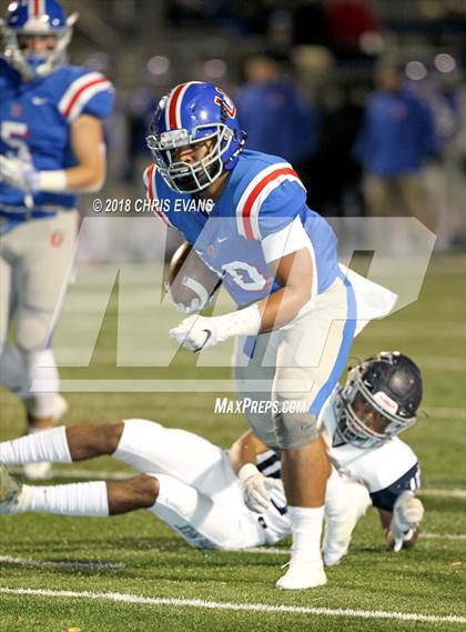 Thumbnail 1 in Pope John Paul II @ Memphis University (TSSAA D2 Class AAA Quarterfinal) photogallery.