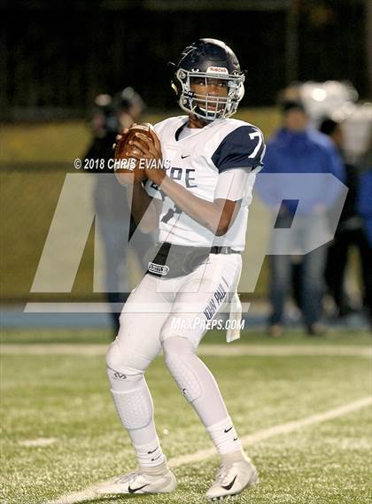 Thumbnail 1 in Pope John Paul II @ Memphis University (TSSAA D2 Class AAA Quarterfinal) photogallery.