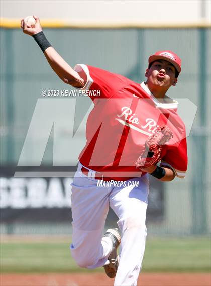 Thumbnail 2 in Rio Rico vs. Winslow (Wolves Classic Baseball Tournament) photogallery.