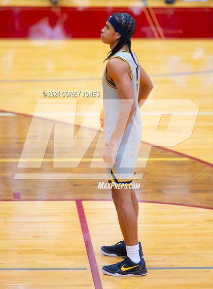 Thumbnail 2 in Wheeler vs Gainesville (Hawks-Naismith Tipoff Classic) photogallery.