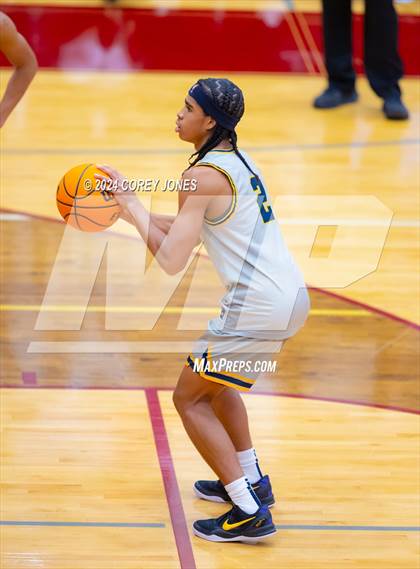 Thumbnail 3 in Wheeler vs Gainesville (Hawks-Naismith Tipoff Classic) photogallery.