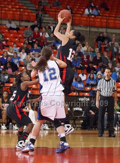 Thumbnail 1 in MacArthur vs. Summit (Texas Region 1 Semifinal) photogallery.