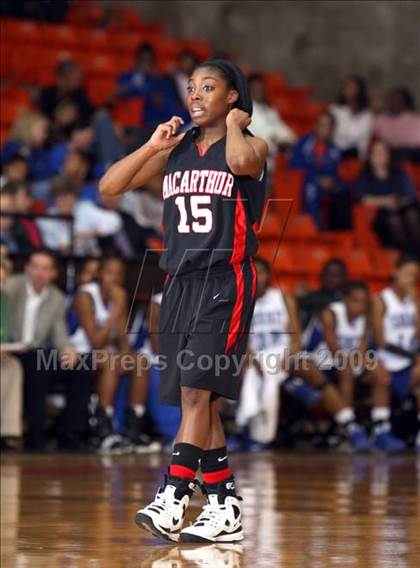 Thumbnail 3 in MacArthur vs. Summit (Texas Region 1 Semifinal) photogallery.