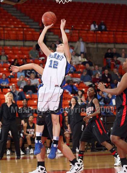 Thumbnail 3 in MacArthur vs. Summit (Texas Region 1 Semifinal) photogallery.