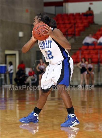 Thumbnail 2 in MacArthur vs. Summit (Texas Region 1 Semifinal) photogallery.