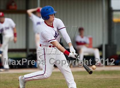 Thumbnail 3 in Pasadena Memorial vs Westbrook (Pasadena Memorial Tournament) photogallery.