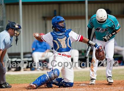 Thumbnail 3 in Pasadena Memorial vs Westbrook (Pasadena Memorial Tournament) photogallery.