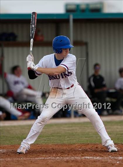Thumbnail 2 in Pasadena Memorial vs Westbrook (Pasadena Memorial Tournament) photogallery.