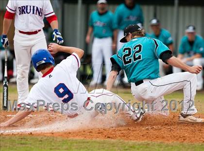 Thumbnail 3 in Pasadena Memorial vs Westbrook (Pasadena Memorial Tournament) photogallery.