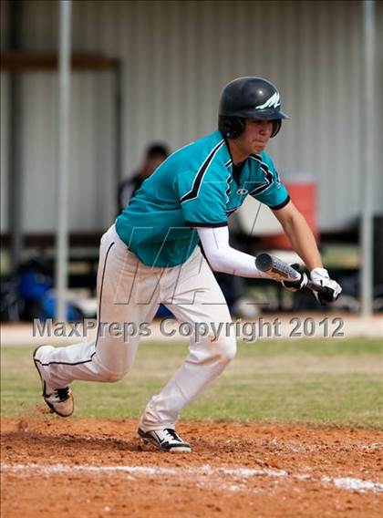 Thumbnail 1 in Pasadena Memorial vs Westbrook (Pasadena Memorial Tournament) photogallery.