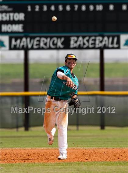 Thumbnail 3 in Pasadena Memorial vs Westbrook (Pasadena Memorial Tournament) photogallery.