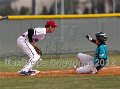Thumbnail 1 in Pasadena Memorial vs Westbrook (Pasadena Memorial Tournament) photogallery.
