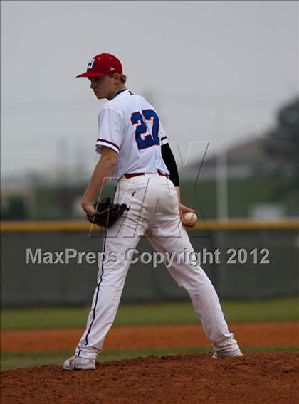 Thumbnail 3 in Pasadena Memorial vs Westbrook (Pasadena Memorial Tournament) photogallery.