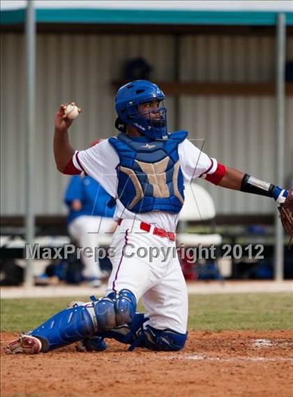 Thumbnail 1 in Pasadena Memorial vs Westbrook (Pasadena Memorial Tournament) photogallery.