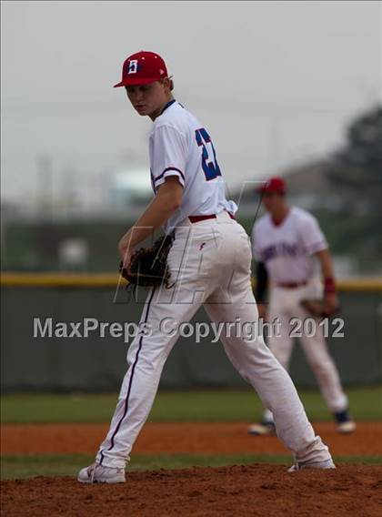 Thumbnail 3 in Pasadena Memorial vs Westbrook (Pasadena Memorial Tournament) photogallery.