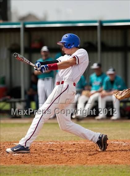 Thumbnail 3 in Pasadena Memorial vs Westbrook (Pasadena Memorial Tournament) photogallery.