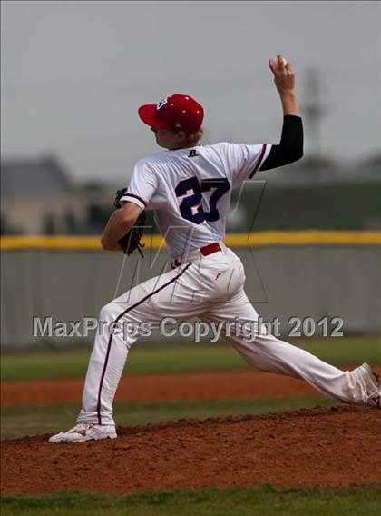 Thumbnail 2 in Pasadena Memorial vs Westbrook (Pasadena Memorial Tournament) photogallery.