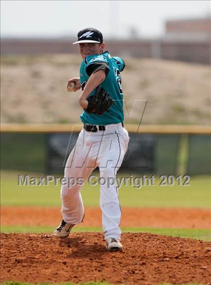 Thumbnail 3 in Pasadena Memorial vs Westbrook (Pasadena Memorial Tournament) photogallery.