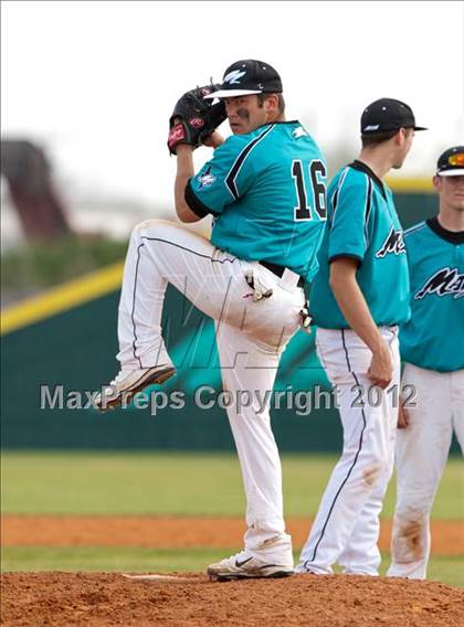 Thumbnail 1 in Pasadena Memorial vs Westbrook (Pasadena Memorial Tournament) photogallery.