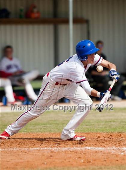 Thumbnail 3 in Pasadena Memorial vs Westbrook (Pasadena Memorial Tournament) photogallery.