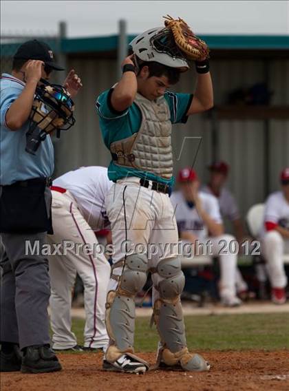Thumbnail 2 in Pasadena Memorial vs Westbrook (Pasadena Memorial Tournament) photogallery.