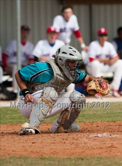 Thumbnail 2 in Pasadena Memorial vs Westbrook (Pasadena Memorial Tournament) photogallery.