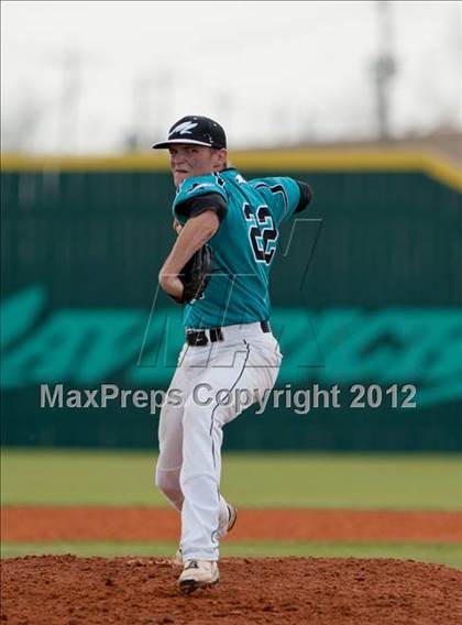 Thumbnail 2 in Pasadena Memorial vs Westbrook (Pasadena Memorial Tournament) photogallery.