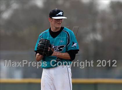 Thumbnail 2 in Pasadena Memorial vs Westbrook (Pasadena Memorial Tournament) photogallery.
