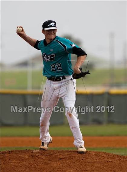 Thumbnail 2 in Pasadena Memorial vs Westbrook (Pasadena Memorial Tournament) photogallery.