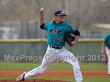 Thumbnail 3 in Pasadena Memorial vs Westbrook (Pasadena Memorial Tournament) photogallery.