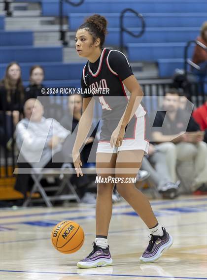 Thumbnail 3 in Triad vs Marquette Catholic (Columbia Tip Off Tournament) photogallery.