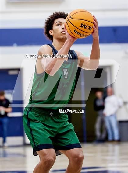 Thumbnail 1 in Twelve Bridges @ Casa Roble (CIF State D2 - First Round) photogallery.