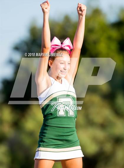 Thumbnail 3 in FR: Simi Valley @ Royal photogallery.