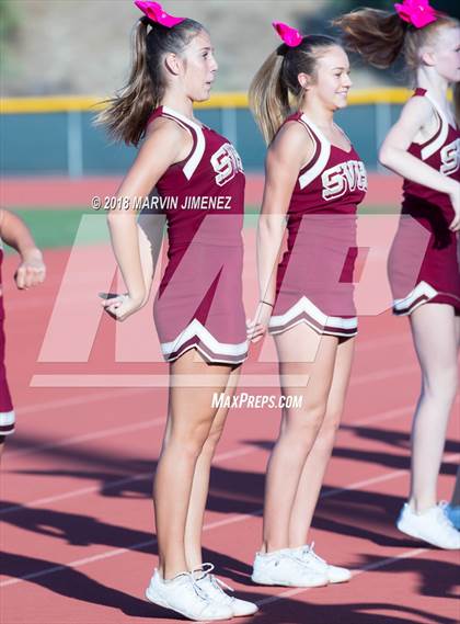Thumbnail 2 in FR: Simi Valley @ Royal photogallery.