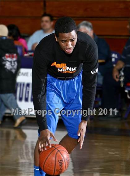 Thumbnail 1 in Salesian vs Scarsdale (Queen City Classic) photogallery.