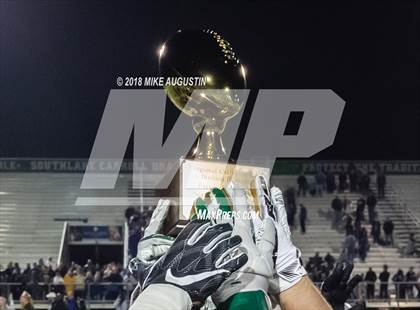 Thumbnail 2 in Centennial vs. Reedy (UIL 5A DII Regional Playoff) photogallery.