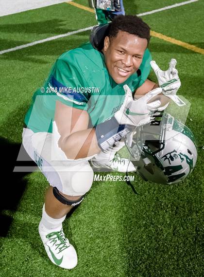 Thumbnail 1 in Centennial vs. Reedy (UIL 5A DII Regional Playoff) photogallery.