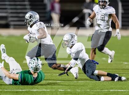 Thumbnail 1 in Centennial vs. Reedy (UIL 5A DII Regional Playoff) photogallery.