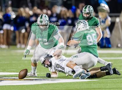 Thumbnail 3 in Centennial vs. Reedy (UIL 5A DII Regional Playoff) photogallery.