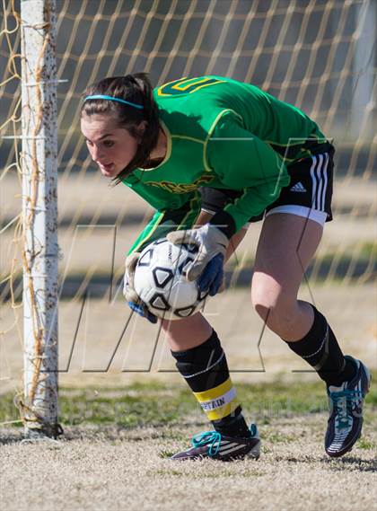 Thumbnail 1 in Forestview vs Crest (Gazette Cup) photogallery.
